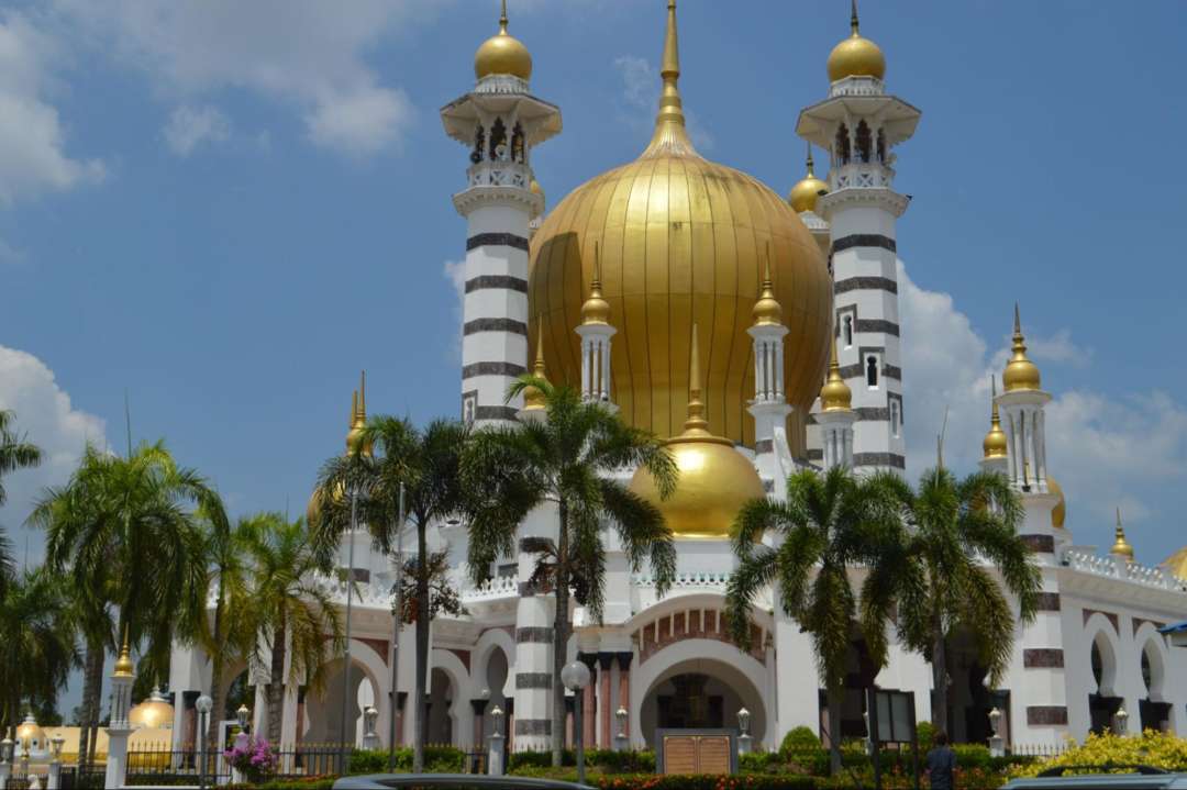 2)ウブディア・モスク （マレーシア)